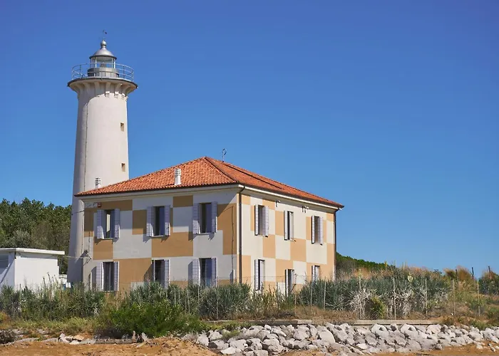 Cozy With Terrace In 公寓