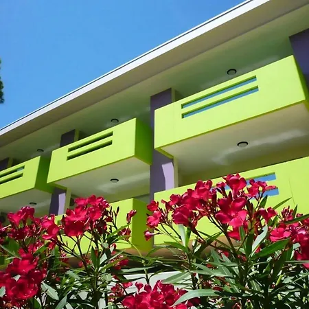 Cozy With Terrace In * Bibione