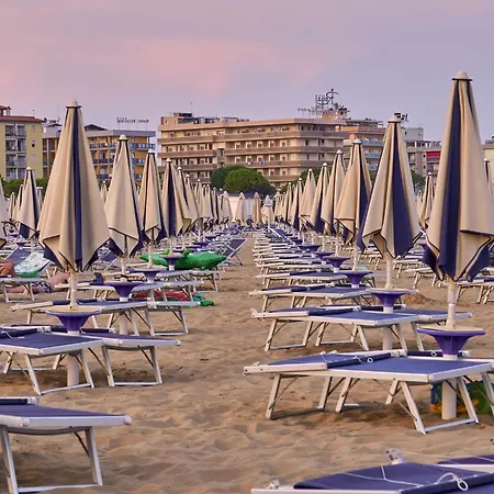 Cozy With Terrace In Апартаменты