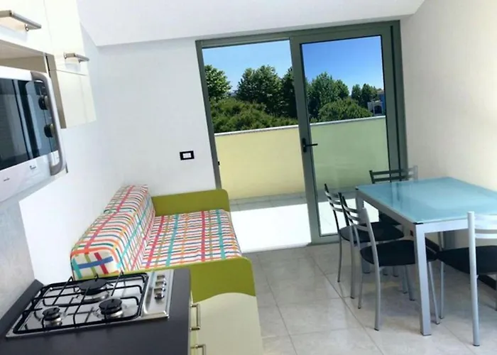 Appartamento Cozy With Terrace In *